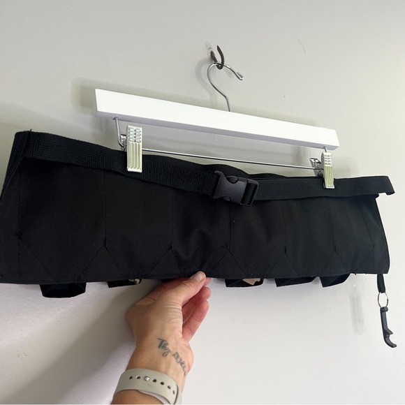 NWOT Wembley Quick Draw Sixer Beer Belt Holder with Opener - Picture 7 of 7